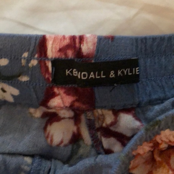 kendall and kylie shorts BY PACSUN - Picture 2 of 2